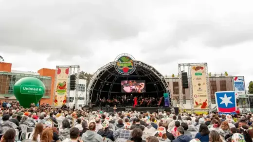 Concerto da Primavera reúne mais de 2,5 mil pessoas em homenagem ao Rio Grande do Sul - Studio TV