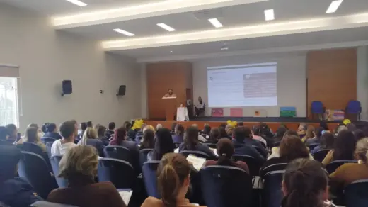 “Conexões que Cuidam” reúne profissionais e reforça importância da saúde mental no trabalho - Studio TV