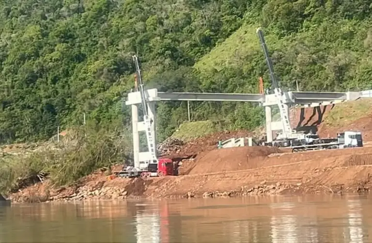 Construção da nova ponte na ERS-431 avança no Rio Taquari - Studio TV