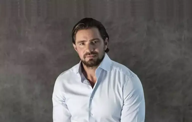 Daniel Vorcaro teria ameaçado revelar relações com ministros do STF caso pai não seja solto - Studio TV