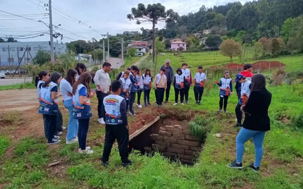 Escolas municipais desenvolvem ações sobre saúde mental durante o Setembro Amarelo - Studio TV