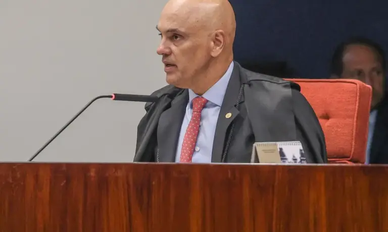 Fachin retira Moraes da relatoria do inquérito das fake news - Studio TV