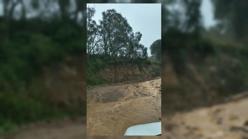 Fortes chuvas bloqueiam estradas, pontes e acessos em Vila Flores - Studio TV