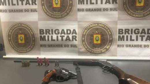 Homem é preso com armas e munições em Canela - Studio TV