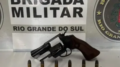 Homem é preso com revólver e munições em Caxias do Sul - Studio TV