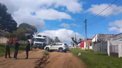 Idosa morre após atropelamento envolvendo caminhão de coleta no RS - Studio TV