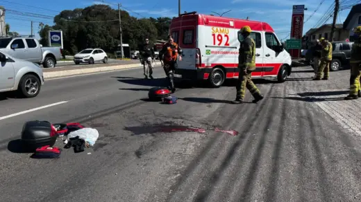 Idoso fica gravemente ferido após ser atingido por carreta na BR-116, em Caxias do Sul - Studio TV