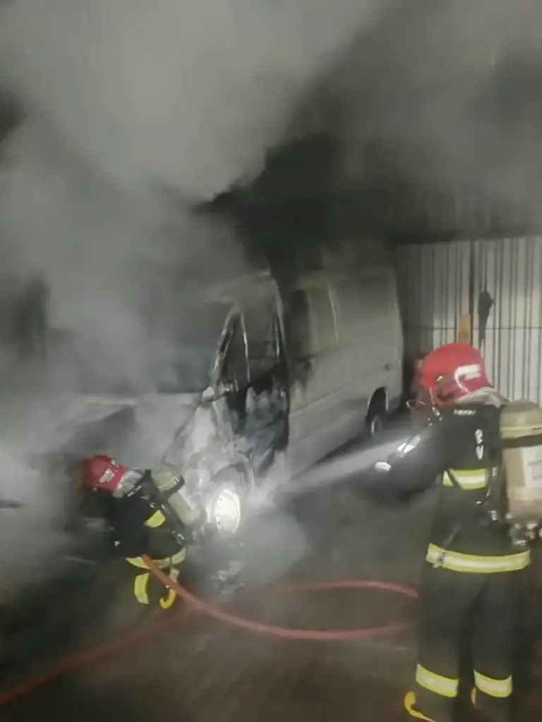 Incêndio em veículo mobiliza Bombeiros Voluntários em Nova Petrópolis - Studio TV