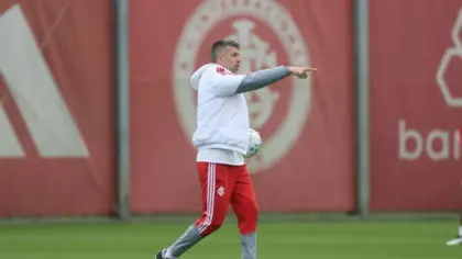 Internacional demite Paulo Pezzolano após derrota e queda para o Z4 do Brasileirão - Studio TV