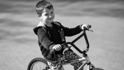 Menino de 6 anos morre após ser atropelado por van escolar em Santa Rosa - Studio TV