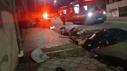 Motociclista morre após colidir contra lixeira no bairro Vila Luiza, em Passo Fundo - Studio TV