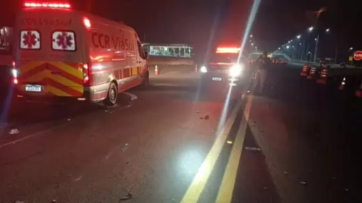 Mulher morre e dois motoristas ficam feridos em acidente na BR-386, em Fontoura Xavier - Studio TV