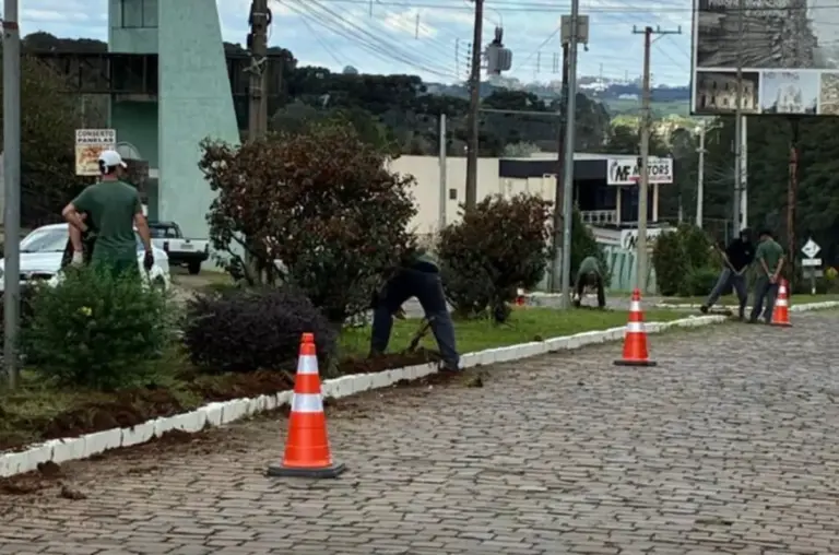 Nova Prata inicia revitalização paisagística em acessos, área central e Largo Municipal - Studio TV