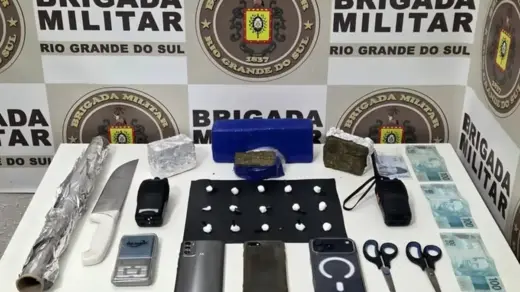 Operação da Brigada Militar prende dois por tráfico e apreende mais de 1 kg de drogas em Serafina Corrêa e Nova Araçá - Studio TV