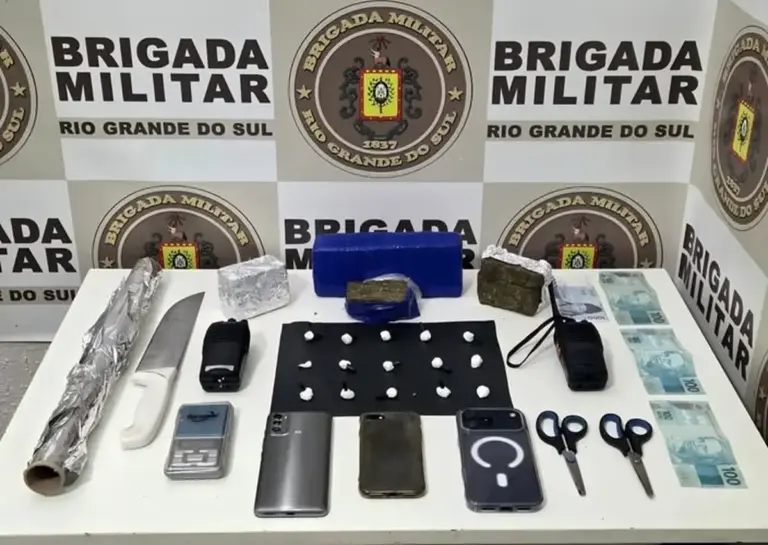 Operação da Brigada Militar prende dois por tráfico e apreende mais de 1 kg de drogas em Serafina Corrêa e Nova Araçá - Studio TV