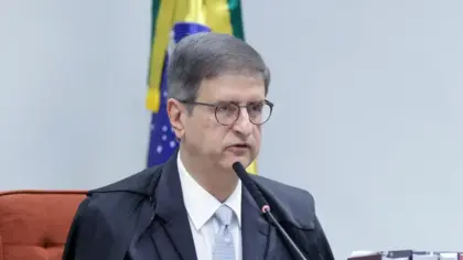PGR pede ao STF anulação de investigação sobre conversas entre Moraes e Vorcaro - Studio TV