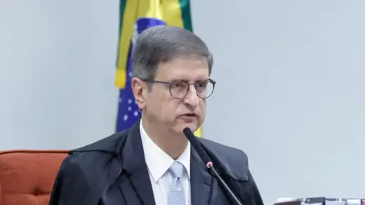 PGR pede ao STF anulação de investigação sobre conversas entre Moraes e Vorcaro - Studio TV
