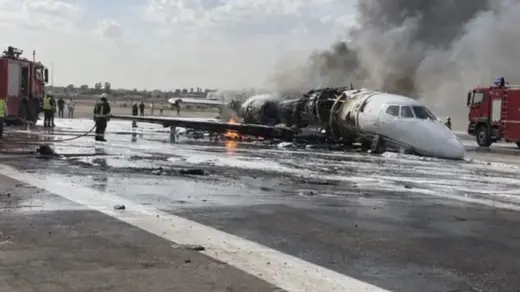 Pilotos são detidos por estarem embriagados em voo acidentado - Studio TV