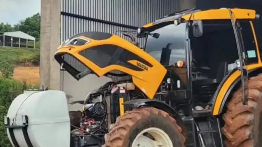 Polícia Civil recupera máquina agrícola avaliada em R$ 400 mil em Liberato Salzano - Studio TV