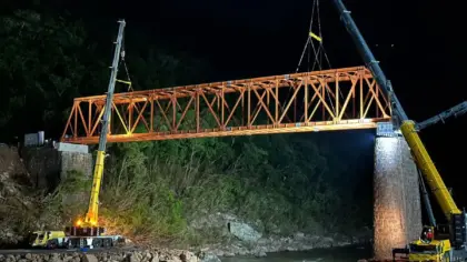 Ponte de Nova Roma do Sul resiste à cheia histórica do Rio das Antas - Studio TV