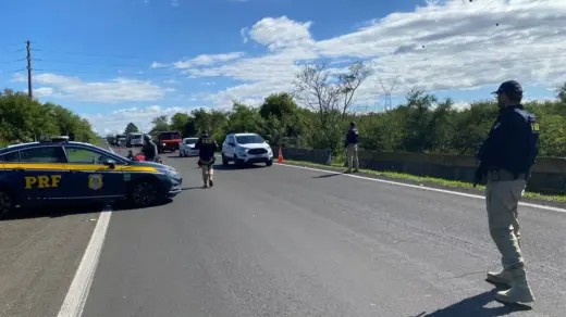 PRF intensifica fiscalização nas rodovias federais do RS durante o feriado da Independência - Studio TV