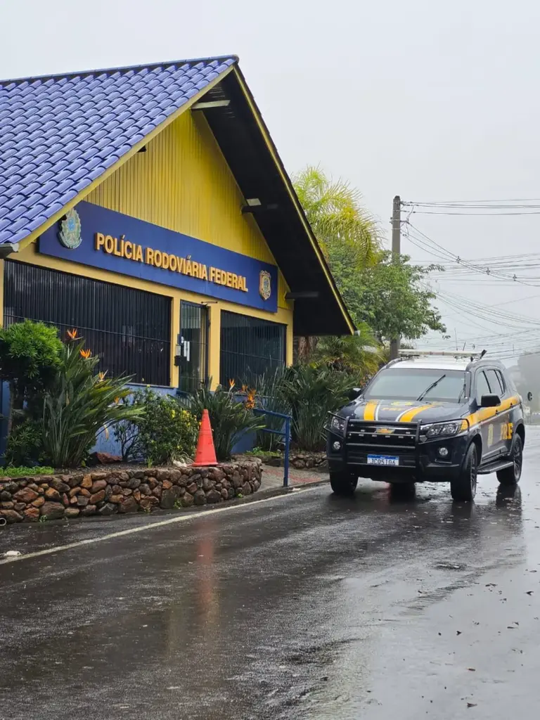 PRF orienta motoristas a evitarem viagens não essenciais na Serra Gaúcha - Studio TV