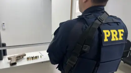 PRF prende homem com pistola Glock e 18 munições na BR-386, em Paverama - Studio TV