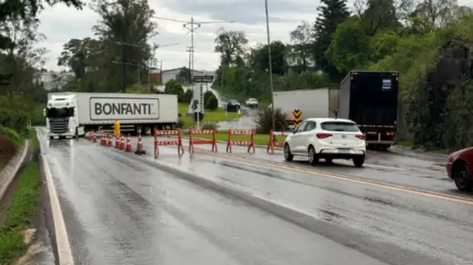 PRF restringe circulação na BR-470 na saída de Veranópolis para a Serra das Antas - Studio TV