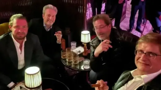 Relatório cita foto de Paulo Gonet ao lado de Daniel Vorcaro em Londres - Studio TV