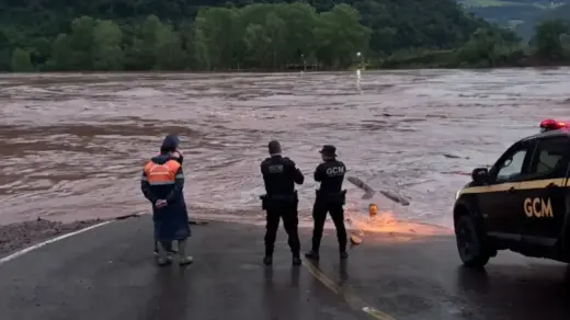 Rio das Antas recua após noite de alerta e retirada preventiva de famílias em Bento Gonçalves - Studio TV