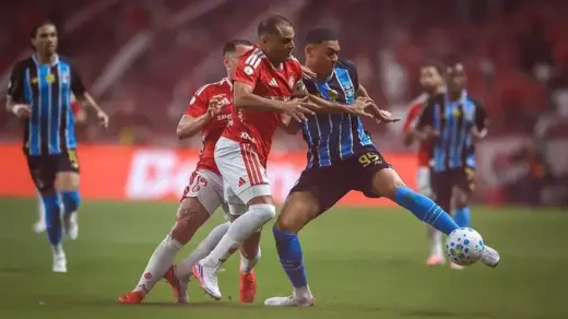 CBF admite erro de arbitragem em lance que poderia ter deixado o Grêmio com um jogador a menos no Gre-Nal - Studio TV