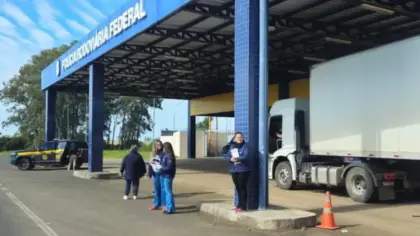 PRF realiza ação educativa contra a exploração sexual na BR-290, em Uruguaiana - Studio TV