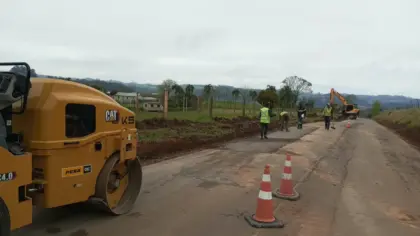 Trecho do Morro dos Padres recebe melhorias na pavimentação em Veranópolis - Studio TV