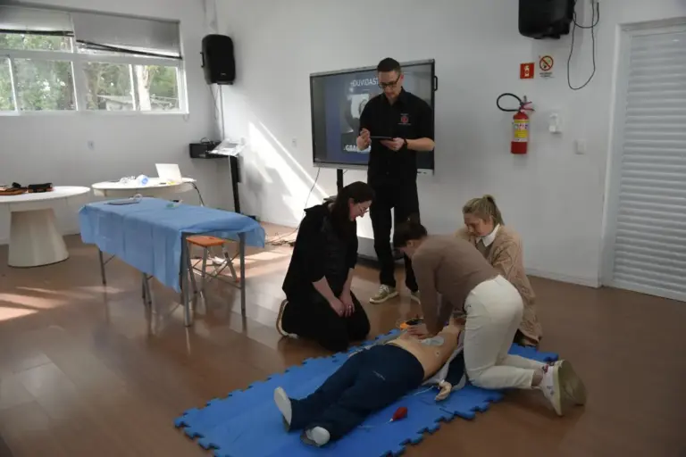 Treinamento “Sala Vermelha” capacita profissionais da saúde em Veranópolis - Studio TV