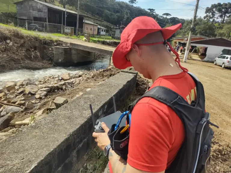 Vítima é encontrada sem vida às margens do Rio São Marcos após enxurrada - Studio TV