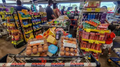 Imagem de supermercado que ilustra o consumo de alimentos