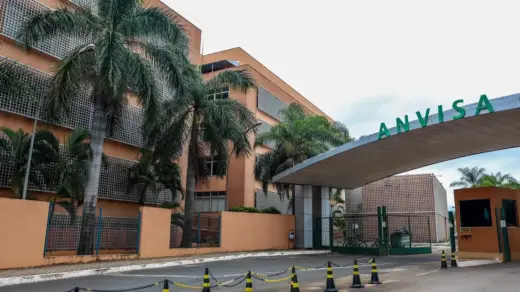 Anvisa manda recolher picolé com melatonina e suplemento de proteína - Studio TV