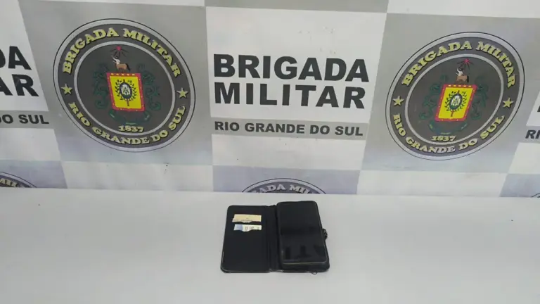 BM prende foragido e recupera celular furtado de idoso em São Marcos - Studio TV