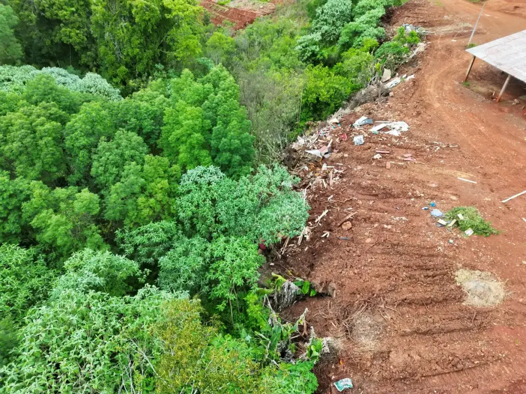 Brigada Militar flagra descarte irregular de resíduos em área de 5 mil metros quadrados no Norte do RS - Studio TV