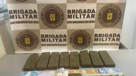 Brigada Militar prende casal com mais de 5 kg de drogas durante barreira de trânsito na Região das Hortênsias - Studio TV