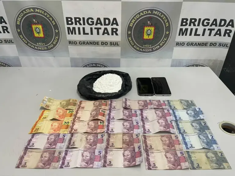 Brigada Militar prende homem com 500 gramas de cocaína em Caxias do Sul - Studio TV