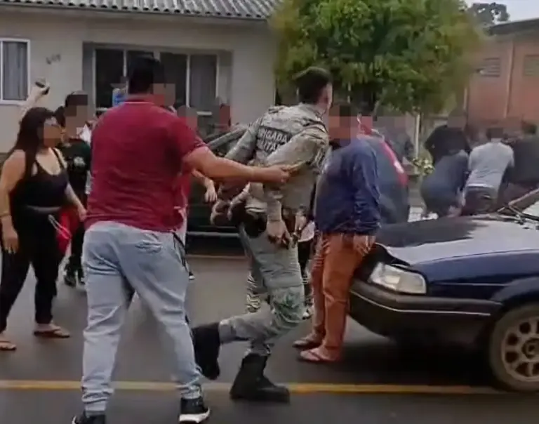 Brigada Militar relata agressões a policiais durante manifestação em Muliterno - Studio TV