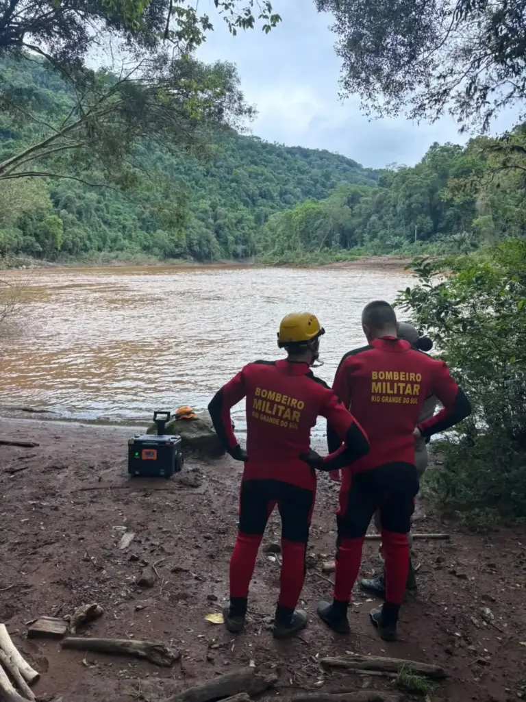 Buscas são realizadas por mulher desaparecida no Rio Carreiro, entre Guaporé e Vista Alegre do Prata - Studio TV