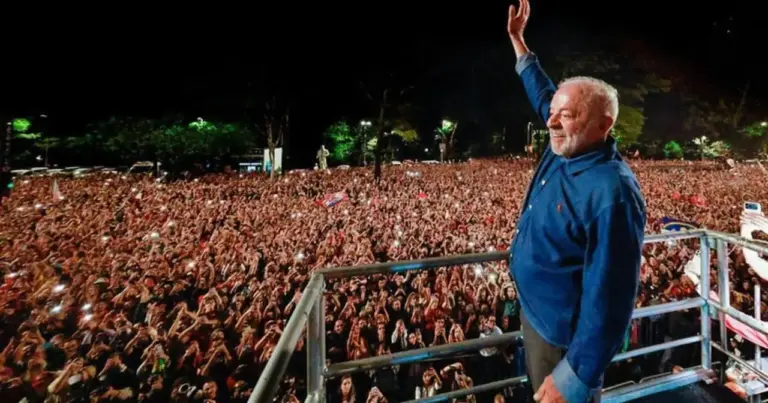 Camilo Santana ganha força para a Casa Civil em possível novo ministério de Lula - Studio TV