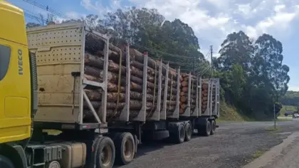 Caminhão com mais de 72 toneladas é flagrado com excesso de peso na ERS-122, em Farroupilha - Studio TV