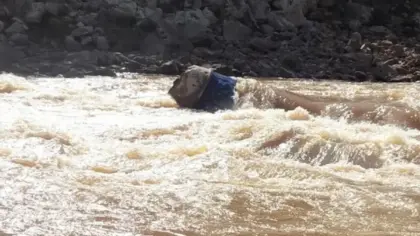 Caminhões são arrastados pela correnteza do Rio das Antas - Studio TV