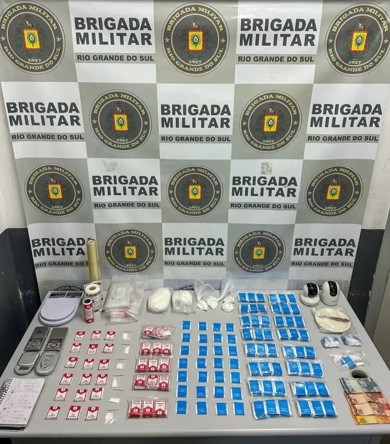 Casal é preso com mais de 1 kg de droga em Caxias do Sul - Studio TV
