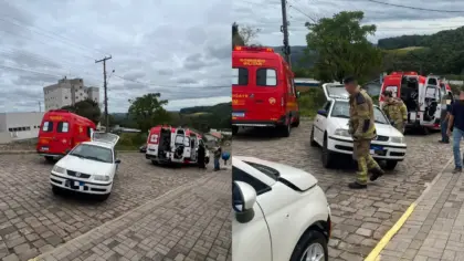 Colisão entre dois carros mobiliza Bombeiros e SAMU em Bento Gonçalves - Studio TV