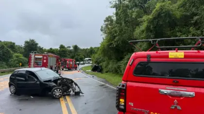 Colisão frontal deixa feridos na BR-470 entre Bento Gonçalves e Veranópolis - Studio TV