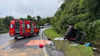 Colisão frontal deixa feridos na BR-470 entre Bento Gonçalves e Veranópolis - Studio TV